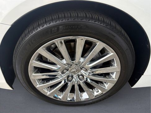 Used 2013 Lexus LS 460 w/ Ultra Luxury Pkg RWD image 8