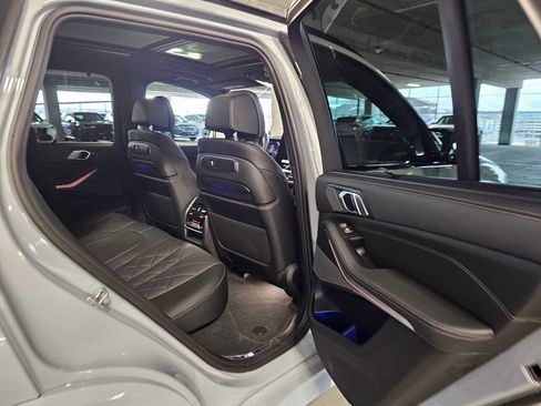 Used 2024 BMW X5 M60i image 37