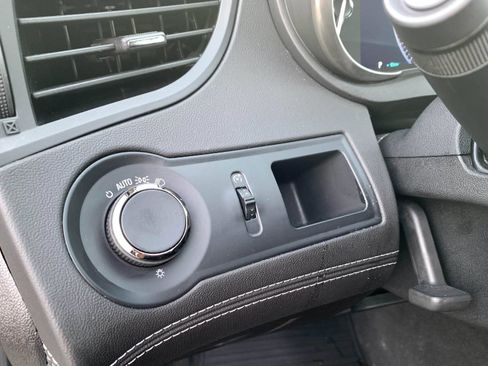 Used 2014 Buick LaCrosse Leather image 13