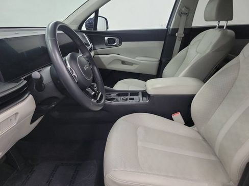 Used 2024 Kia Sorento S w/ Panoramic Sunroof Package FWD image 17