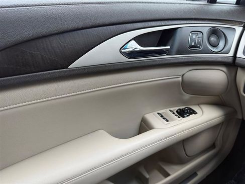 Used 2019 Lincoln MKZ Reserve image 26