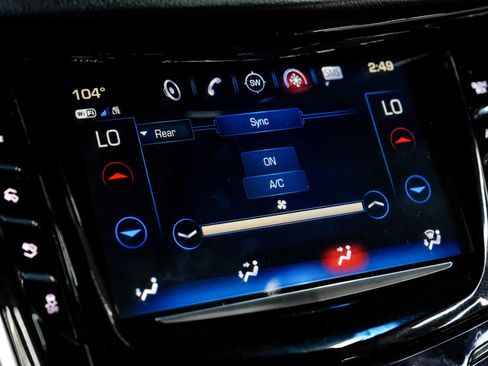Used 2020 Cadillac Escalade ESV Luxury RWD image 34