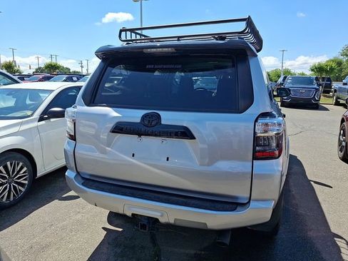 Used 2021 Toyota 4Runner Venture AWD/4WD image 5