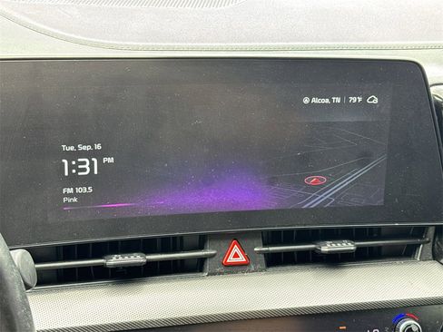 Used 2023 Kia Sportage SX image 20