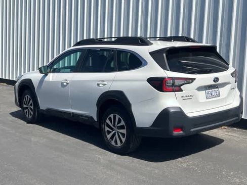 Certified 2023 Subaru Outback Premium w/ Tech Package 1 AWD/4WD image 4