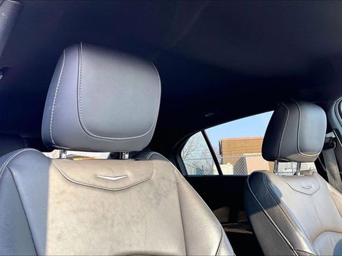 Used 2024 Cadillac XT4 Premium Luxury image 22