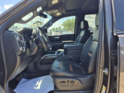 Used 2020 GMC Sierra 1500 AT4 w/ AT4 Premium Package AWD/4WD image 3