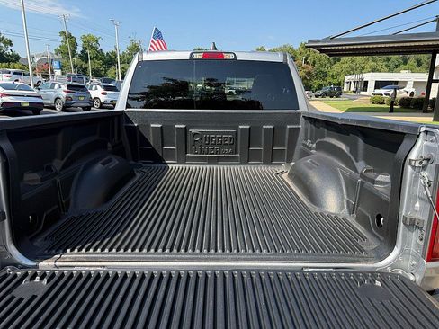 Used 2024 RAM 1500 Laramie RWD image 19