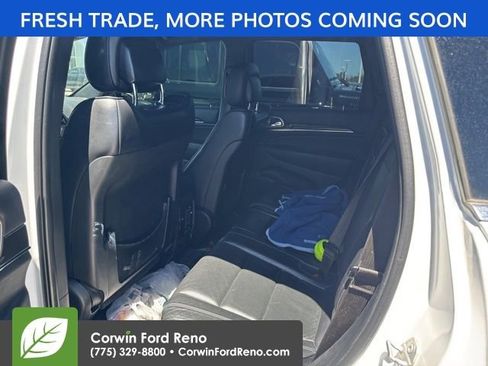 Used 2015 Jeep Grand Cherokee Overland w/ Advanced Technology Group AWD/4WD image 12