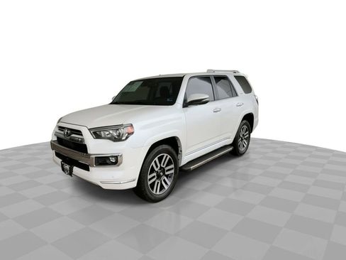 Used 2024 Toyota 4Runner Limited image 4
