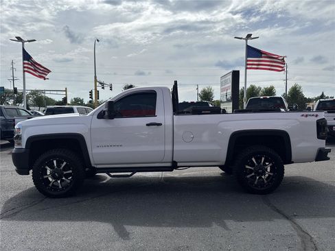 Used 2017 Chevrolet Silverado 1500 W/T w/ Trailering Package AWD/4WD image 4