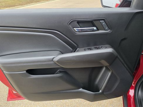 Used 2023 Chevrolet Colorado LT image 20