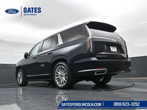 Used 2023 Cadillac Escalade Premium Luxury w/ Performance Package AWD/4WD image 56
