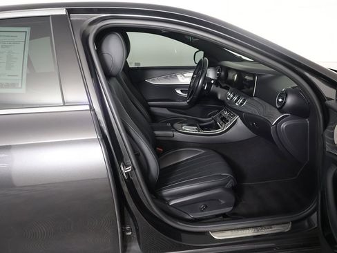 Used 2021 Mercedes-Benz E 350 4MATIC Sedan image 29