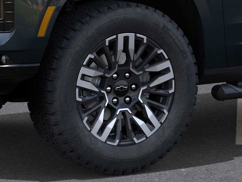 New 2026 Chevrolet Tahoe Z71 w/ Z71 Off-Road Package AWD/4WD image 9