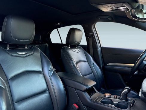 Used 2019 Cadillac XT4 Premium Luxury w/ Enhanced Visibility Package image 30