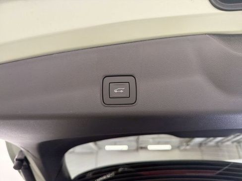 New 2026 Chevrolet TrailBlazer LT w/ Convenience Package FWD image 20