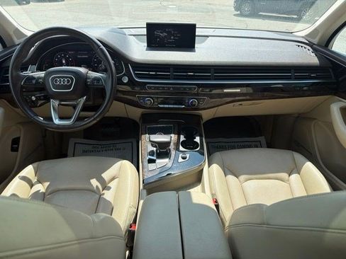 Used 2018 Audi Q7 3.0T Prestige AWD/4WD image 30