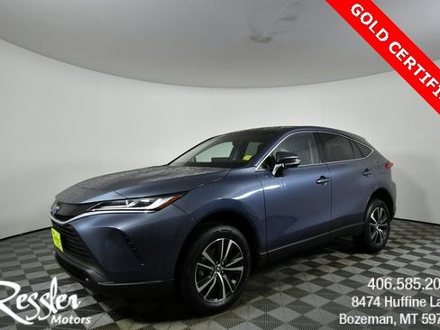 Used 2024 Toyota Venza LE image 1