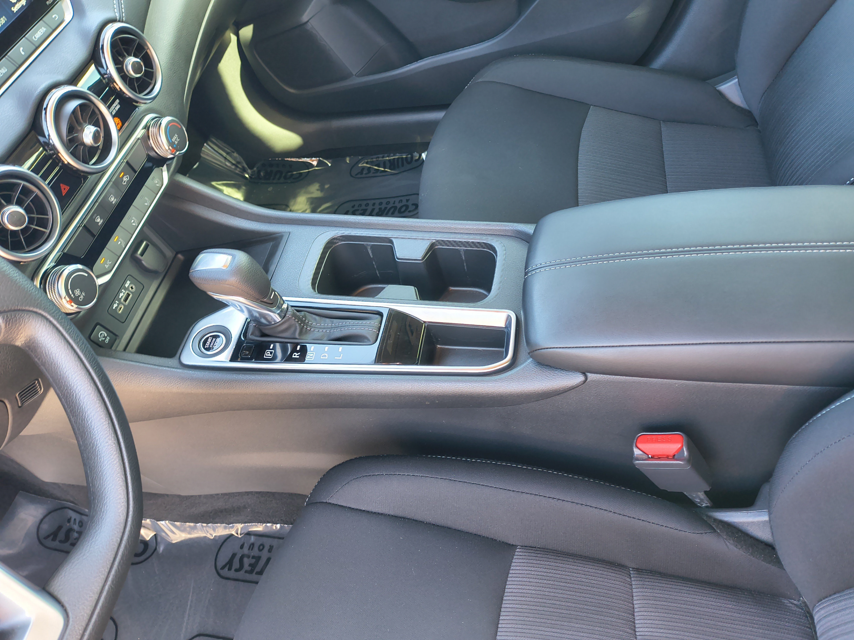 Used 2024 Nissan Sentra SV w/ Trunk Package FWD image 21