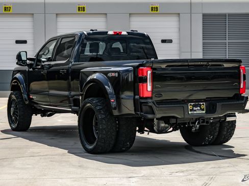 Used 2026 Ford F450 Platinum w/ Platinum Plus Package AWD/4WD image 11