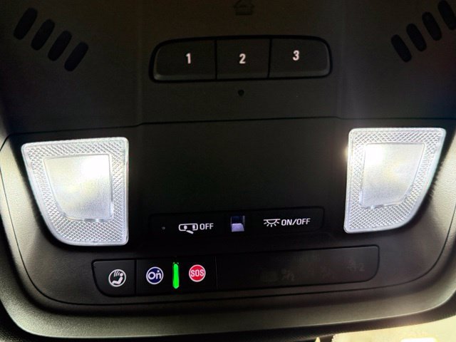 Used 2025 Chevrolet Blazer RS FWD image 20