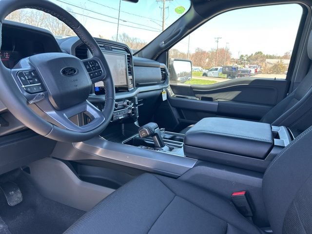 New 2026 Ford F150 XLT w/ Equipment Group 302A MID AWD/4WD image 21