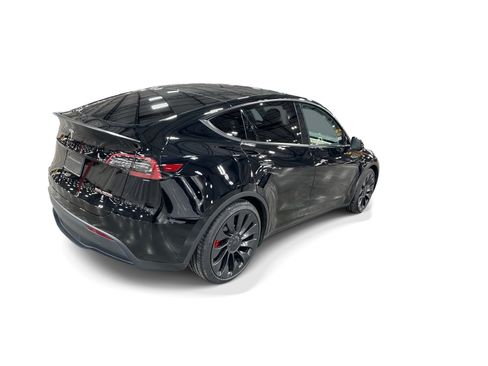 Certified 2023 Tesla Model Y Performance AWD/4WD image 6