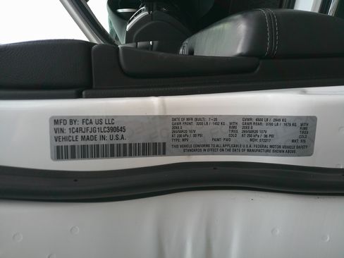 Used 2020 Jeep Grand Cherokee Summit image 35