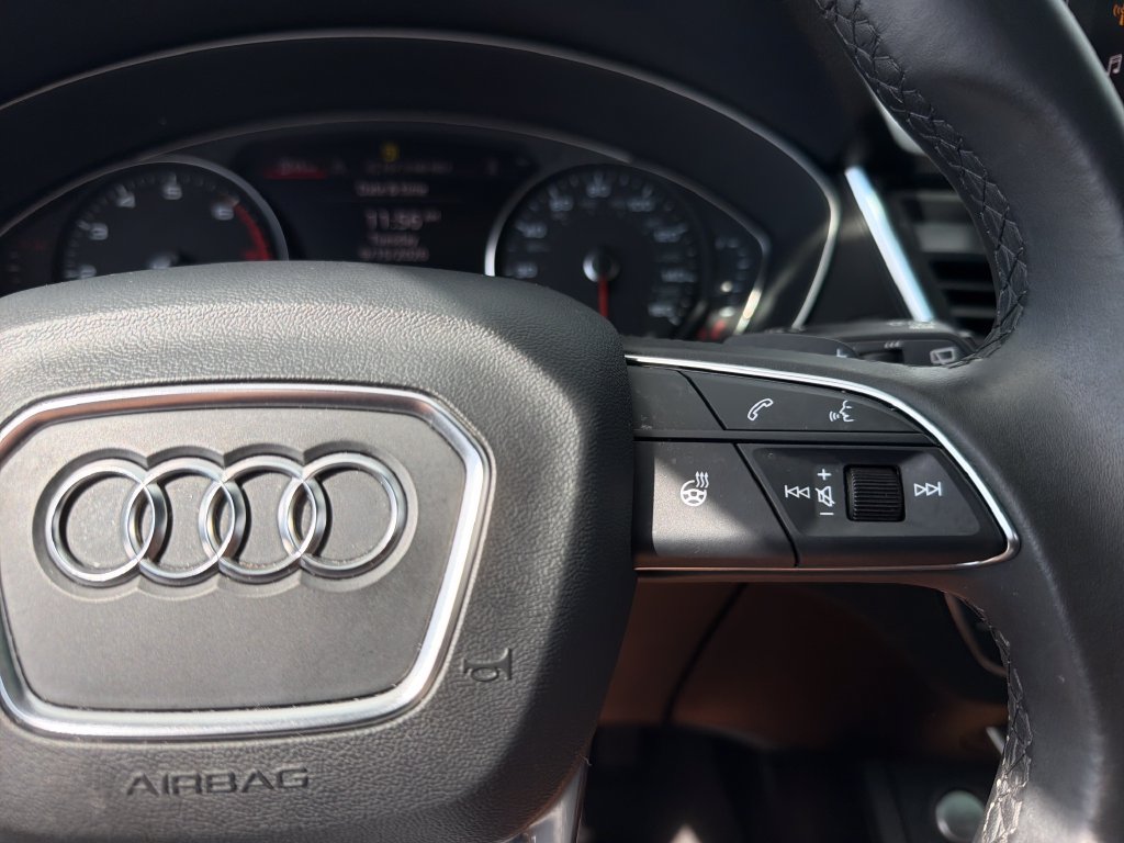 Used 2023 Audi Q5 2.0T Premium w/ Convenience Package AWD/4WD image 13