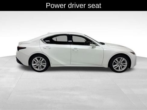 Used 2022 Lexus IS 300 AWD w/ Comfort Package image 7
