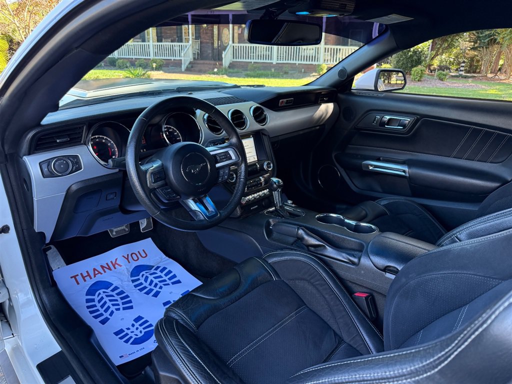 Used 2017 Ford Mustang GT Premium RWD image 50