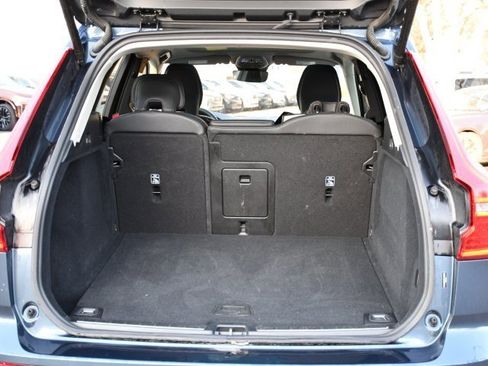 Certified 2025 Volvo XC60 B5 Plus image 24