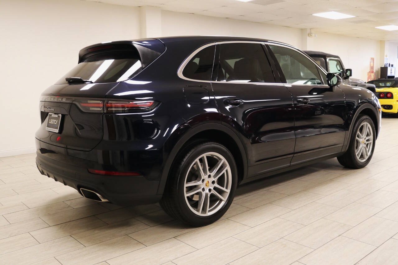Used 2020 Porsche Cayenne Turbo AWD/4WD image 5