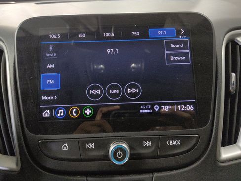 Used 2023 Chevrolet Malibu LS FWD image 25