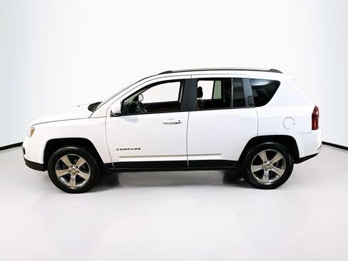 Used 2017 Jeep Compass High Altitude AWD/4WD image 4