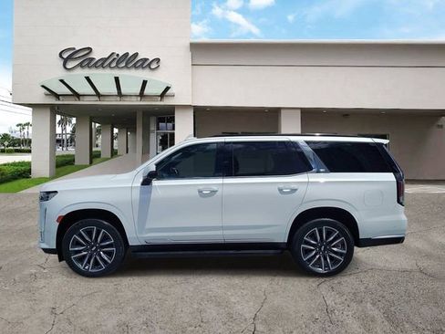 Certified 2021 Cadillac Escalade Sport w/ LPO, Illumination Package AWD/4WD image 2