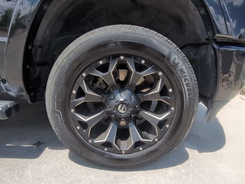 Used 2020 RAM 1500 Laramie w/ Sport Appearance Package AWD/4WD image 34