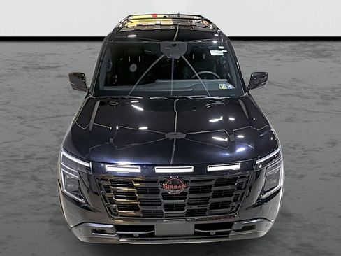 Used 2025 Nissan Armada PRO-4X image 6