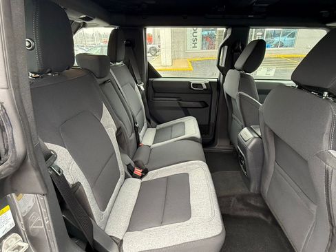 New 2025 Ford Bronco 4-Door image 18