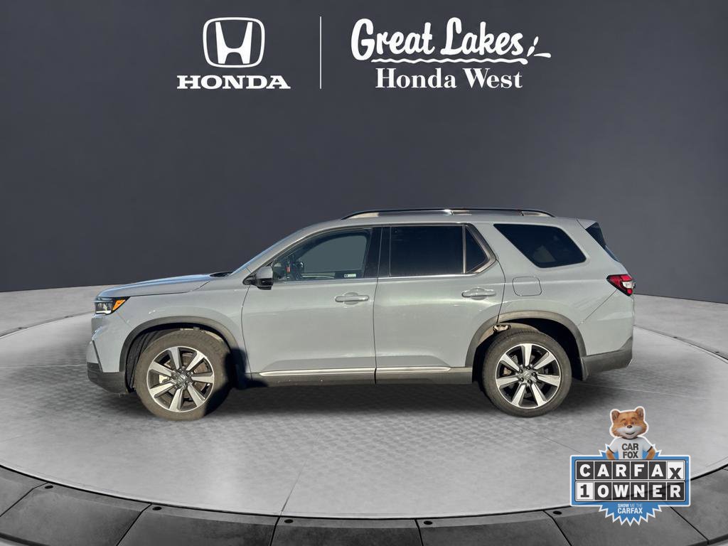 Used 2025 Honda Pilot Touring image 11