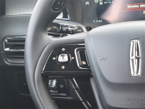 New 2026 Lincoln Corsair Premiere image 31