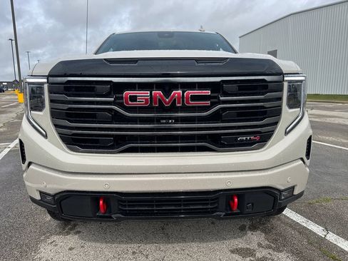 New 2026 GMC Sierra 1500 AT4 AWD/4WD image 9