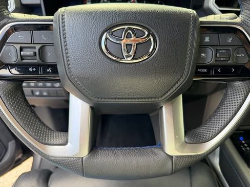 Used 2024 Toyota Sequoia Platinum AWD/4WD image 24
