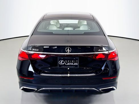 Used 2024 Mercedes-Benz E 350 4MATIC Sedan image 6