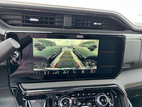 New 2026 GMC Sierra 2500 AT4 w/ LPO, Black Badging Package image 10