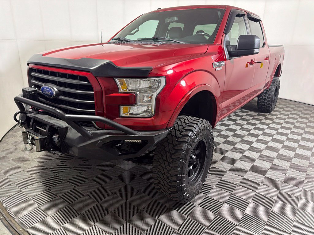 Used 2017 Ford F150 XLT w/ Equipment Group 301A Mid AWD/4WD image 4