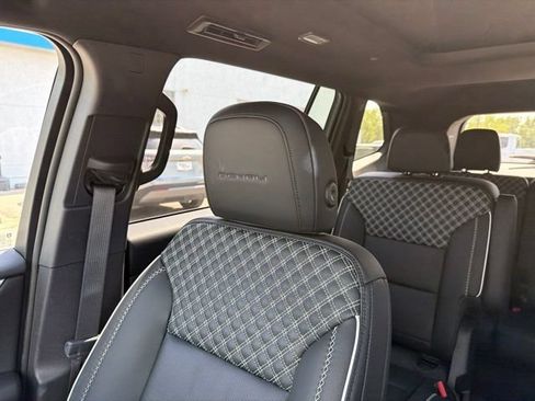 Used 2026 GMC Acadia Denali w/ Super Cruise Package AWD/4WD image 56