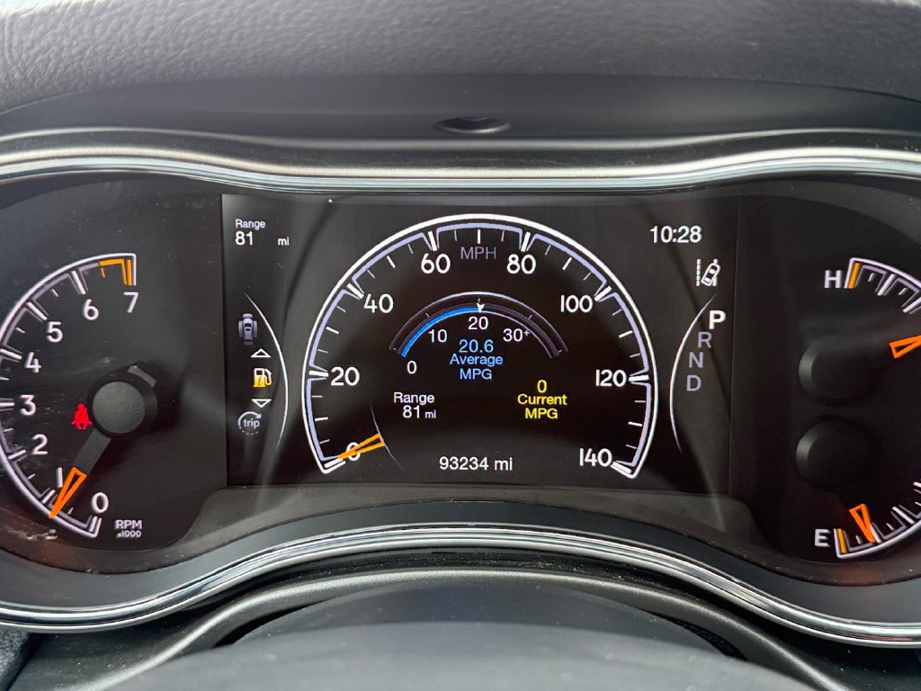 Used 2022 Jeep Grand Cherokee Laredo X AWD/4WD image 13