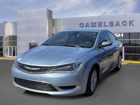 Used 2015 Chrysler 200 Limited w/ Convenience Group image 11